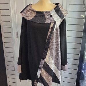 Stylish Black and Gray Women's Sweater, Size 3x